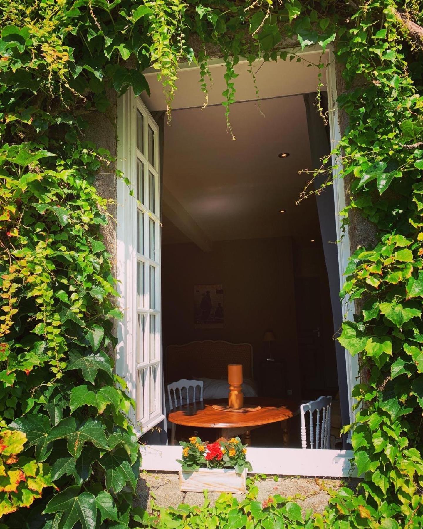 Manoir De La Begaudiere Mont-Dol 部屋 写真
