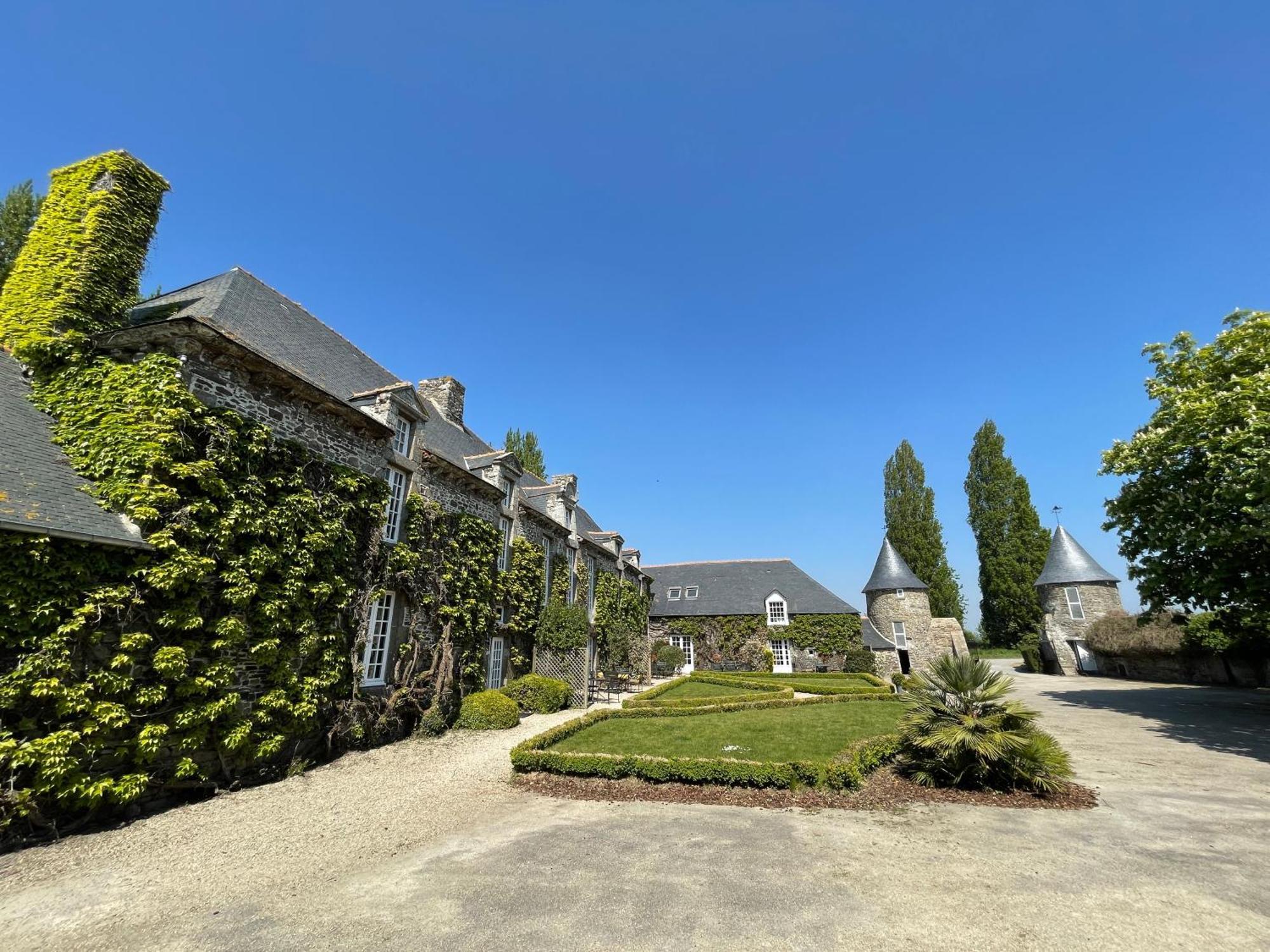 Manoir De La Begaudiere Mont-Dol 部屋 写真