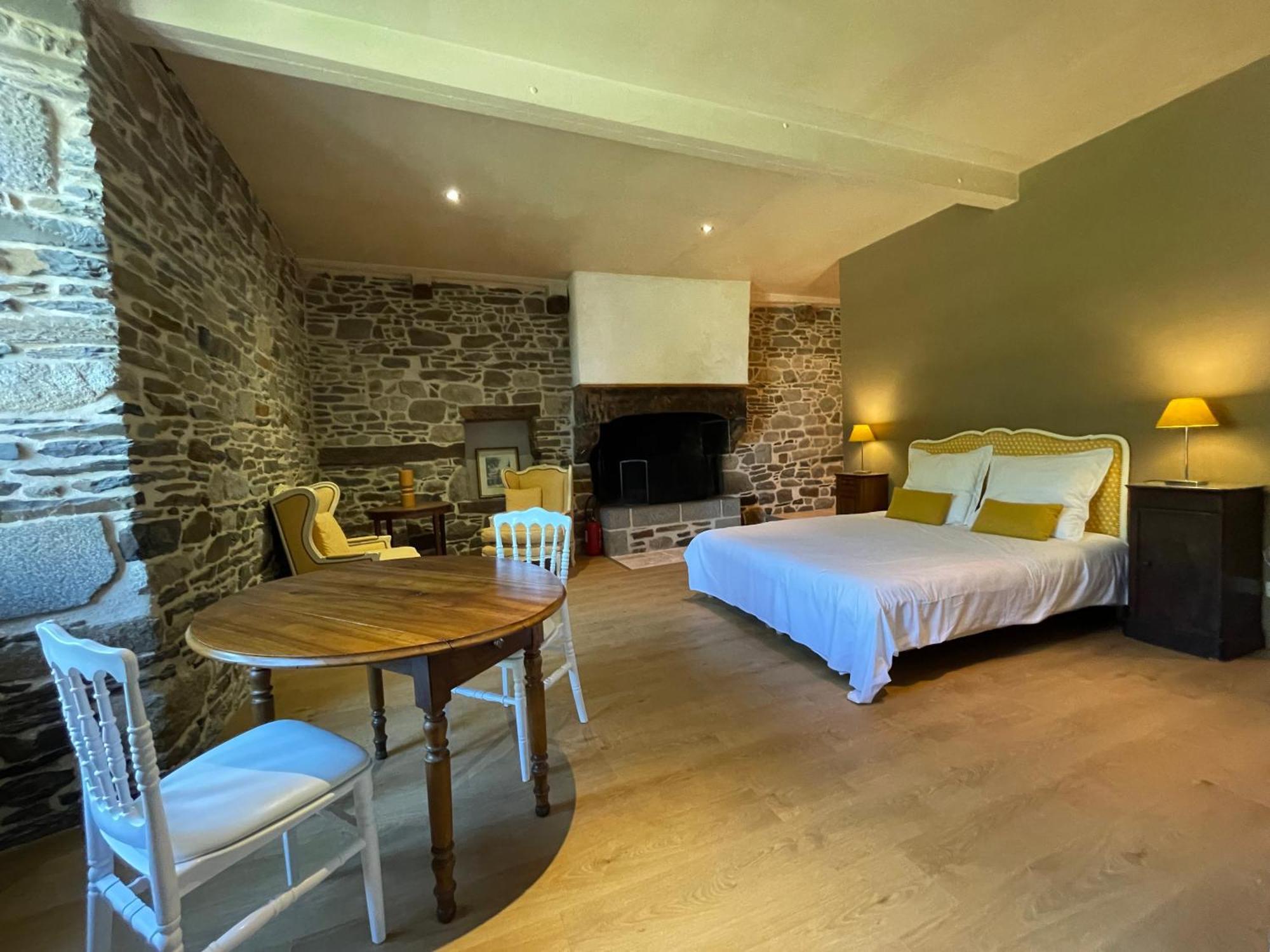 Manoir De La Begaudiere Mont-Dol 部屋 写真