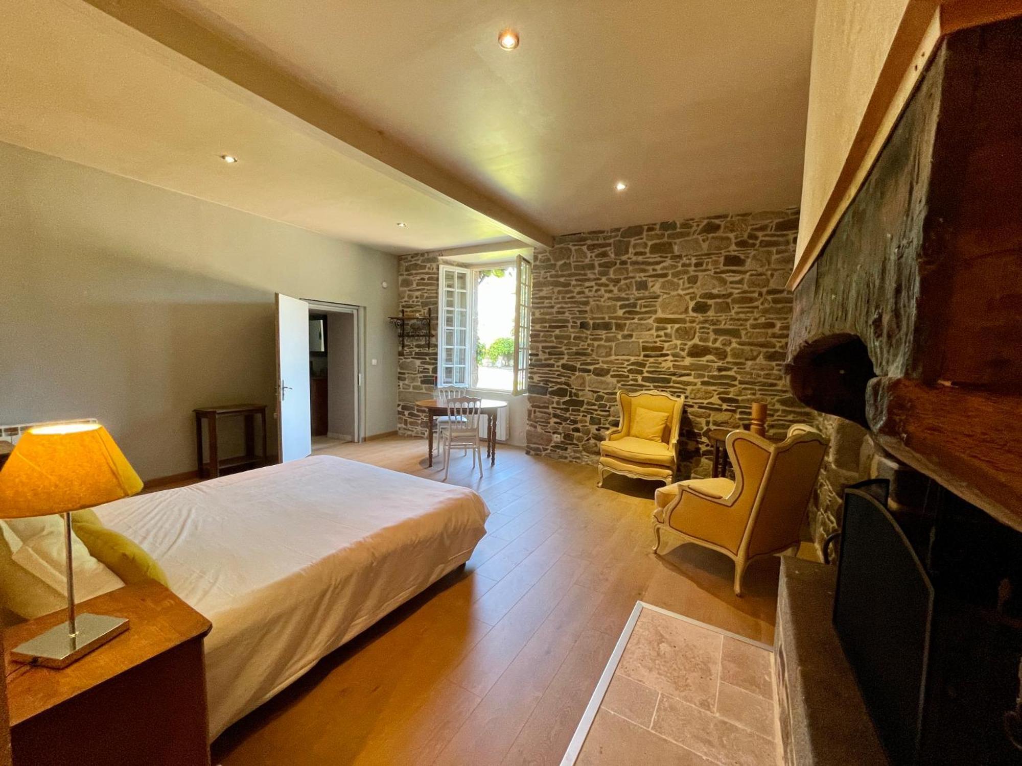 Manoir De La Begaudiere Mont-Dol 部屋 写真