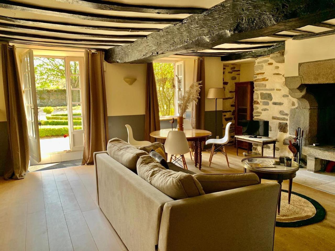 Manoir De La Begaudiere Mont-Dol 部屋 写真